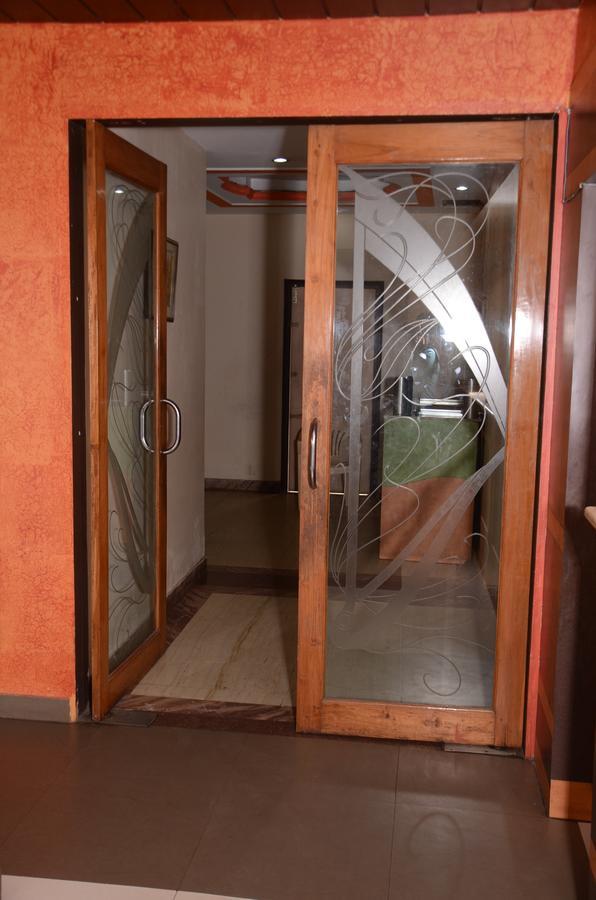 Hotel Tashila Manāli Exteriér fotografie