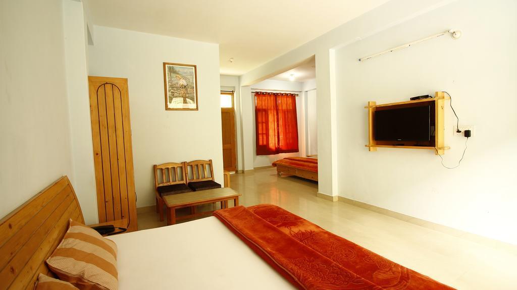 Hotel Tashila Manāli Exteriér fotografie