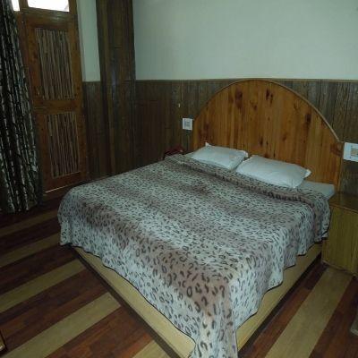 Hotel Tashila Manāli Exteriér fotografie